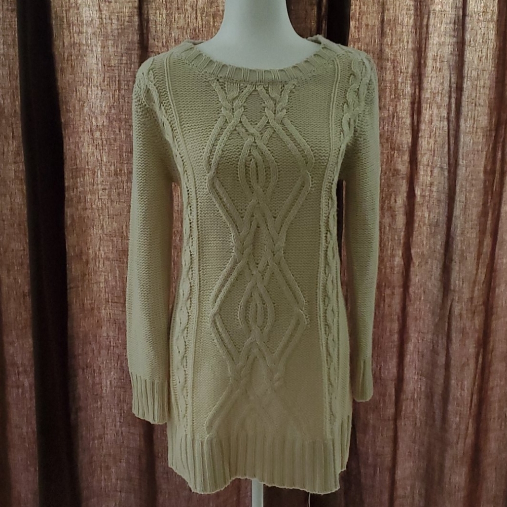 70% acrylic/ 30% polyester.